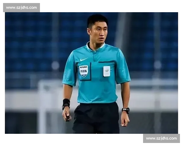 大反转!马宁 3 红牌真相:印尼队这举动触底线,亚足联该重罚 大反转!马宁 3 红牌真相:印尼队这举动触底线,亚足联该重罚