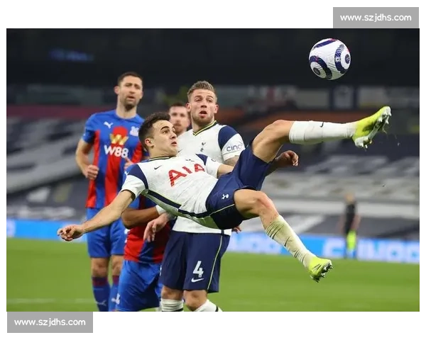 水晶宫对阵狼队英超中游对决走势与关键看点前瞻主客场战术球员观察